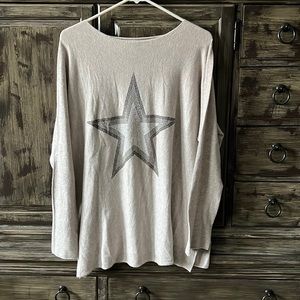 One size lightweight sweater